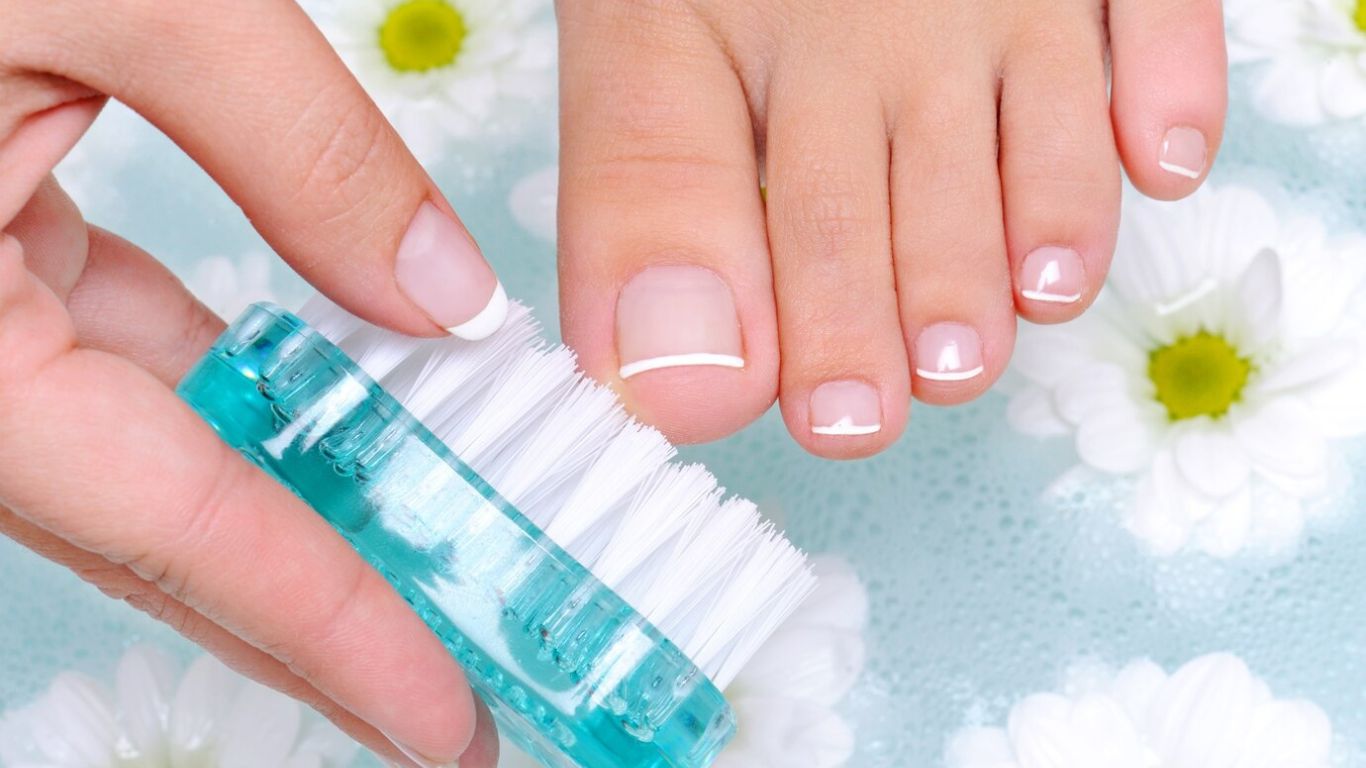 Toenail Health Guide Step Towards Strong & Vibrant Nails!