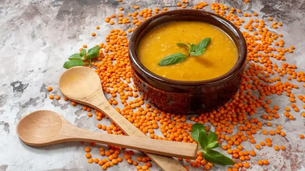 https://healthenfitness.com/wp-content/uploads/2023/10/Protein-to-Vegetable-Soup-2